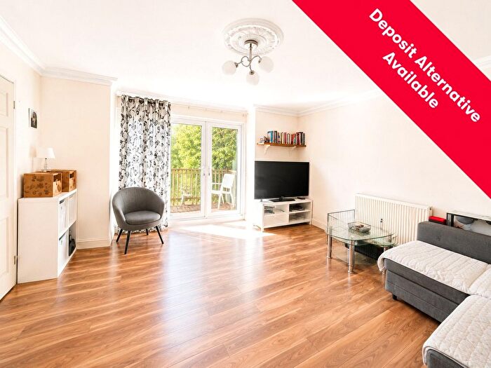 2 Bedroom Flat To Rent In Allison Road, Bristol, Somerset, BS4
