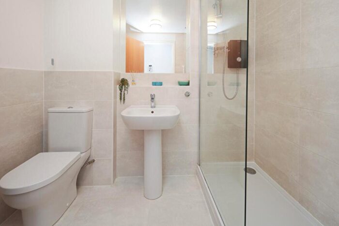 1 Bedroom Flat For Sale In Oakfield House, Binswood Avenue, Leamington Spa, CV32