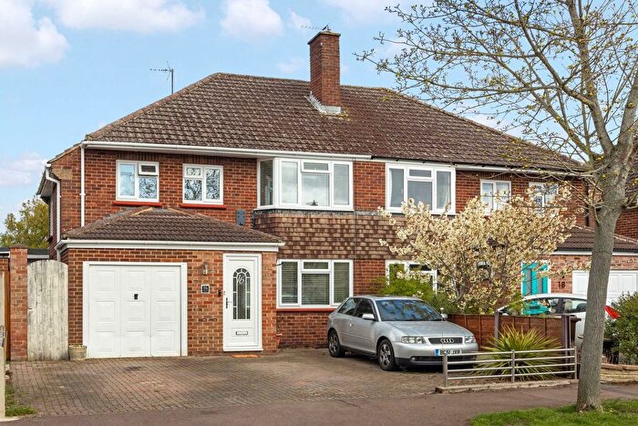 3 Bedroom Semi Detached House For Sale In Farmington Road, Cheltenham, GL51