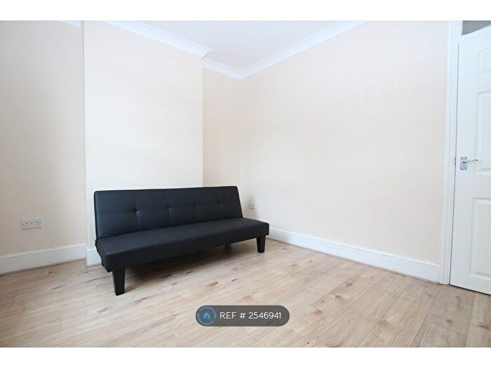2 Bedroom Terraced House To Rent In Jubilee Terrace, Gillingham, ME7