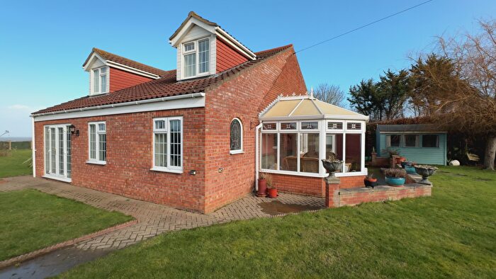 3 Bedroom Chalet For Sale In Fairway, Cromer Road, West Runton, Cromer, Norfolk, NR27