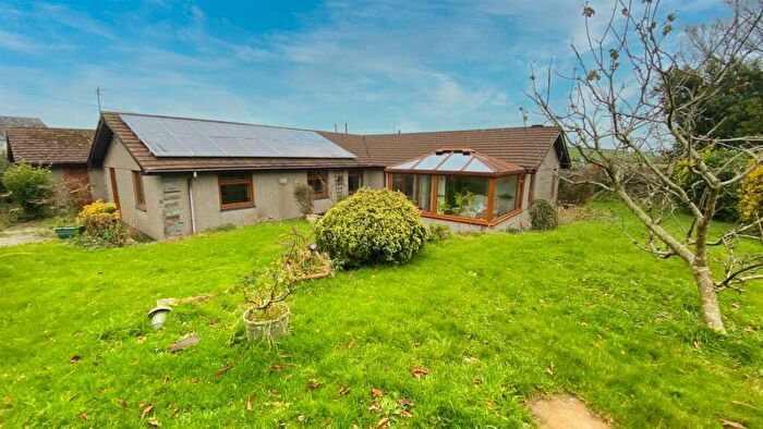 4 Bedroom Detached Bungalow For Sale In South Petherwin, Launceston, PL15