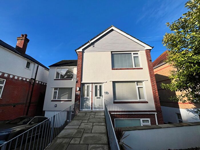 2 Bedroom Flat To Rent In Ardmore Road, Poole, BH14