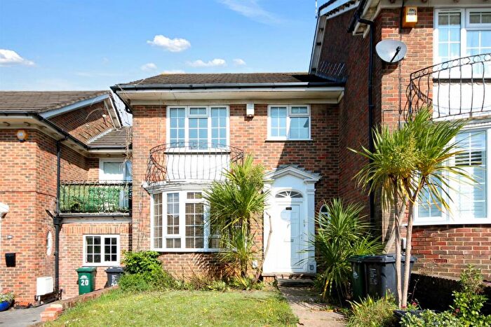 3 Bedroom Terraced House To Rent In The Martlet, Hove, BN3