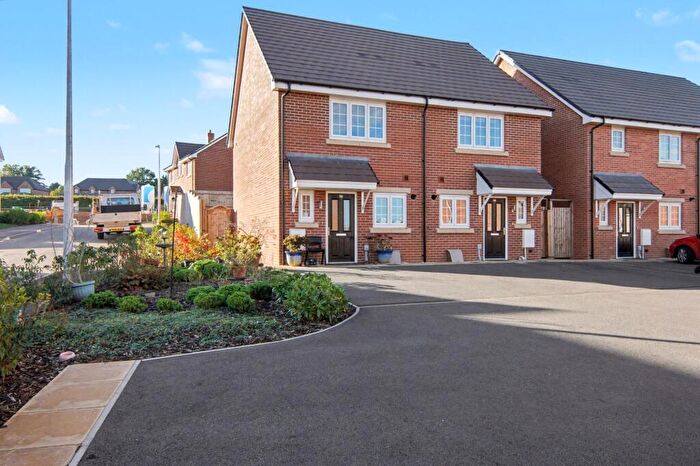 2 Bedroom Semi Detached House For Sale In Cromwell Close, Coventry, CV4