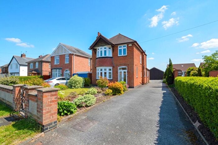 3 Bedroom Detached House For Sale In Knightthorpe Road, Loughborough, LE11