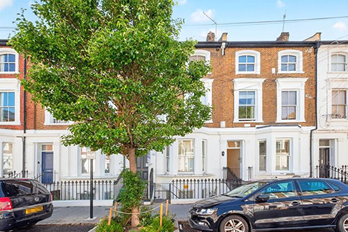 1 Bedroom Flat For Sale In Overstone Road, Hammersmith, London, W6