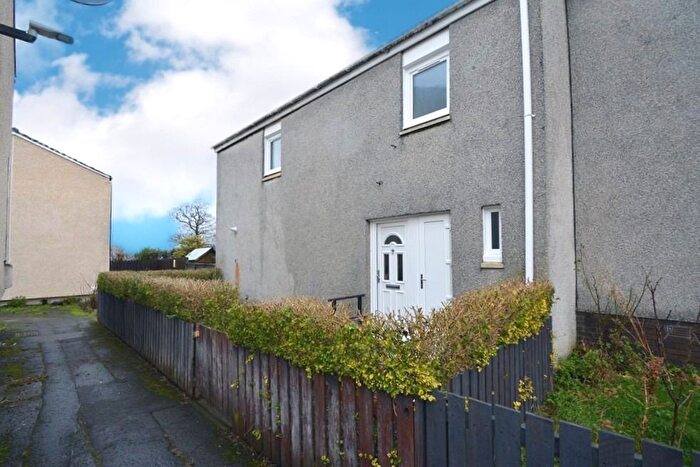3 Bedroom Terraced House For Sale In Pennelton Place, Bo’Ness, EH51