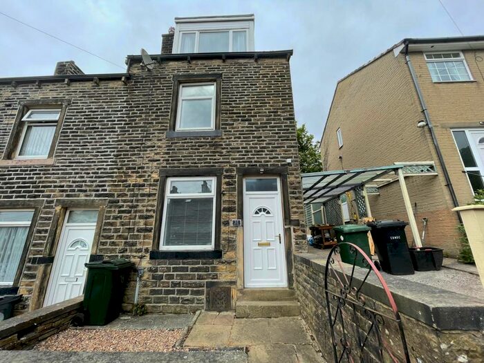 3 Bedroom House To Rent In Cliffe Terrace, Keighley, BD21