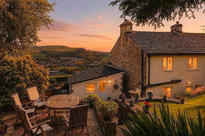 3 Bedroom Cottage For Sale In Haslingden Old Road, Rossendale, BB4