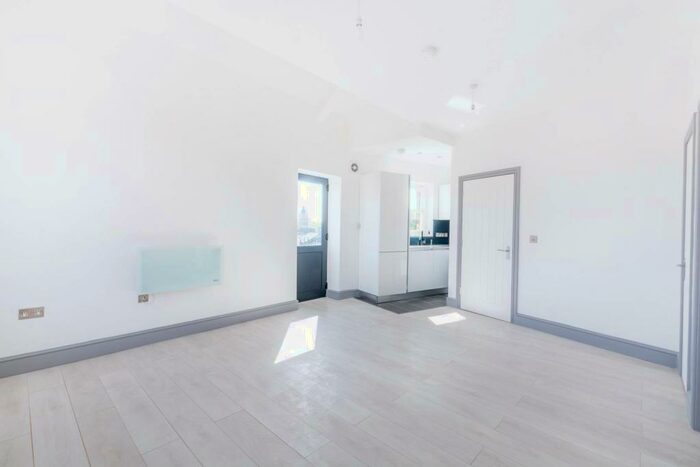 1 Bedroom Flat To Rent In Kingsland High Street, Dalston, London, E8