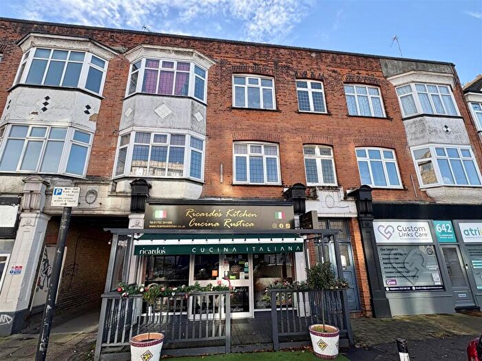 2 Bedroom Apartment To Rent In London Road, Westcliff On Sea, SS0