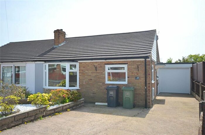 2 Bedroom Semi-Detached Bungalow For Sale In Fountain Drive, Liversedge, WF15
