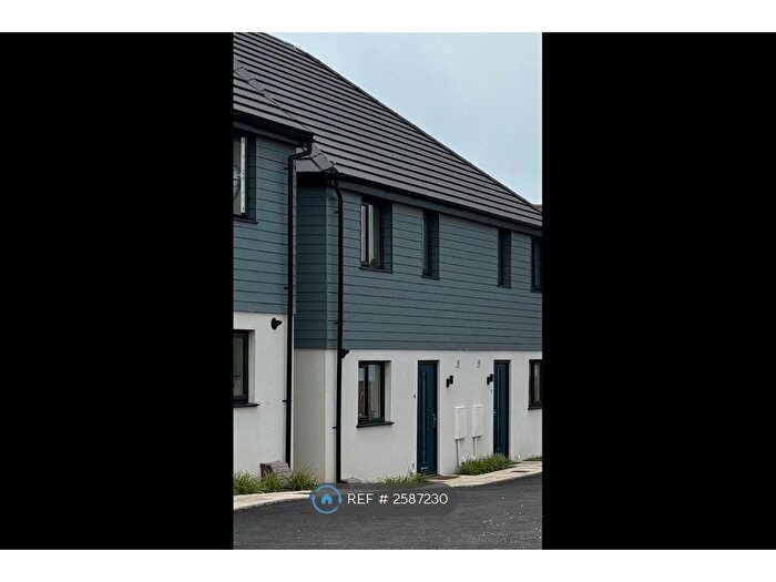 3 Bedroom Semi-Detached House To Rent In Summercross Gardens, Dartmouth, TQ6