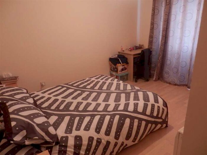 2 Bedroom Flat To Rent In Meads Court, 38 Carnavon Road, E15