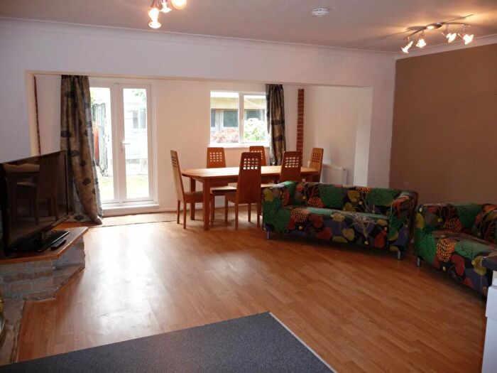 6 Bedroom House To Rent In Bedroom Detached House In Charminster, BH8