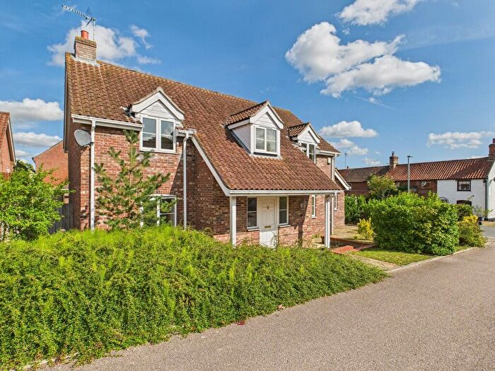 4 Bedroom Detached House For Sale In Kings Wood, Loddon, NR14