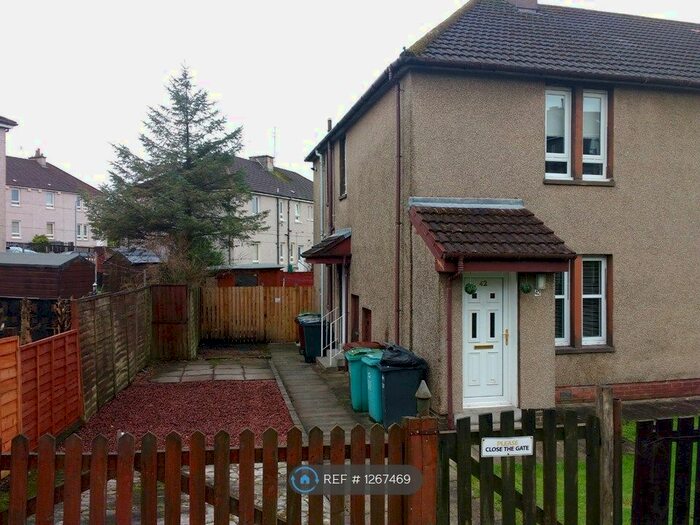 2 Bedroom Flat To Rent In Hillview Avenue, Kilsyth, Glasgow G65