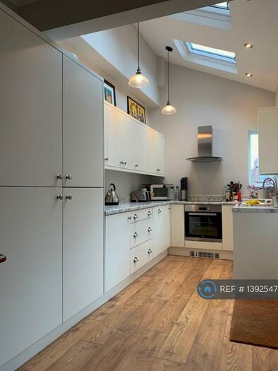 3 Bedroom Terraced House To Rent In Glenalmond Road, Sheffield, S11