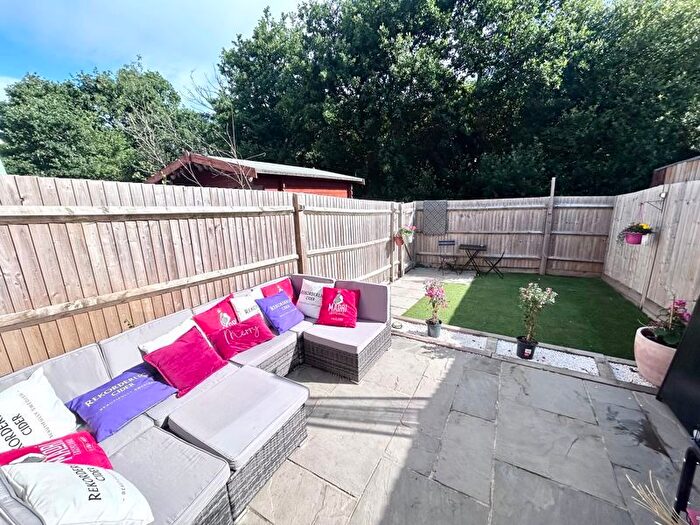 2 Bedroom Terraced House For Sale In Wintergreen Gardens, Newport, PO30
