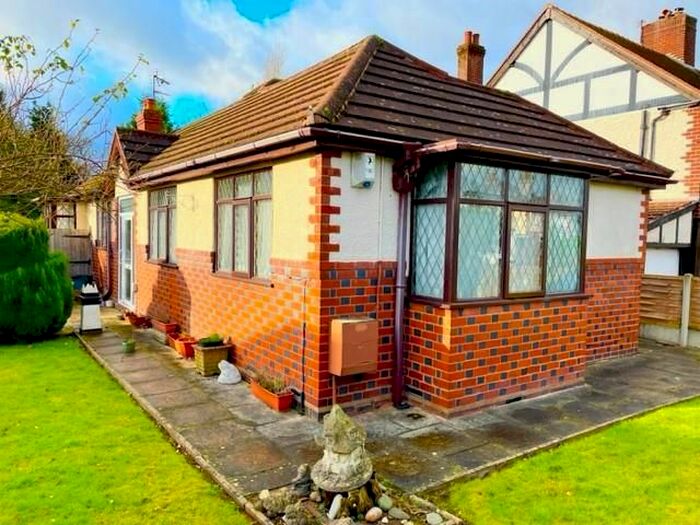 3 Bedroom Detached Bungalow To Rent In Windsor Avenue, Penn, Wolverhampton, WV4