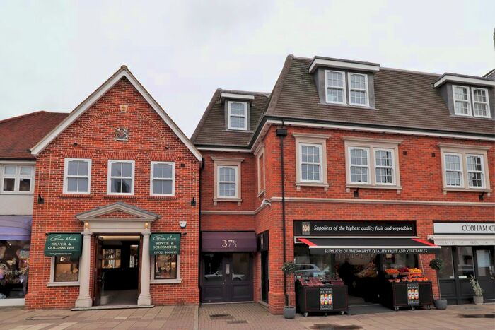 1 Bedroom Flat To Rent In High Street, Cobham, Surrey, KT11