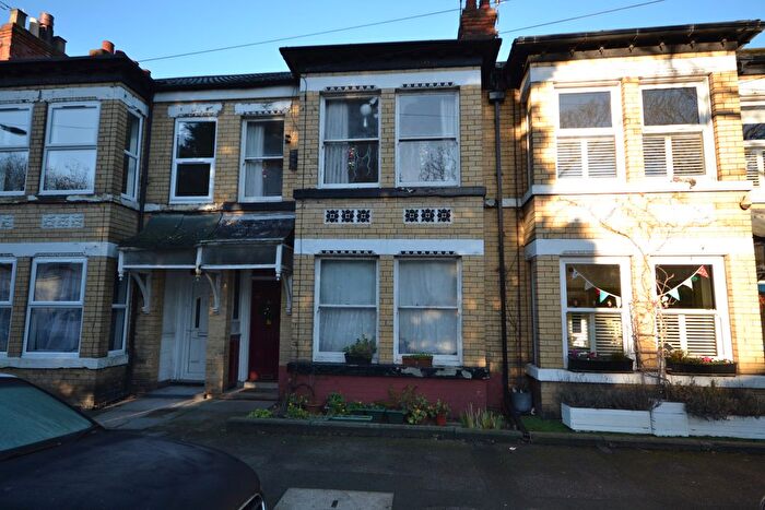 3 Bedroom Terraced House For Sale In Duesbury Street, Kingston Upon Hull, HU5