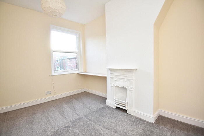 2 Bedroom Terraced House For Sale In Dawson Terrace, Harrogate, HG1