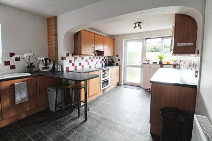 2 Bedroom Bungalow For Sale In Leveson Road, Norwich, NR7