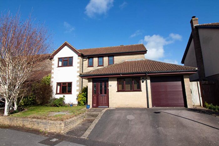 4 Bedroom Detached House For Sale In Priddy Close, Frome, BA11