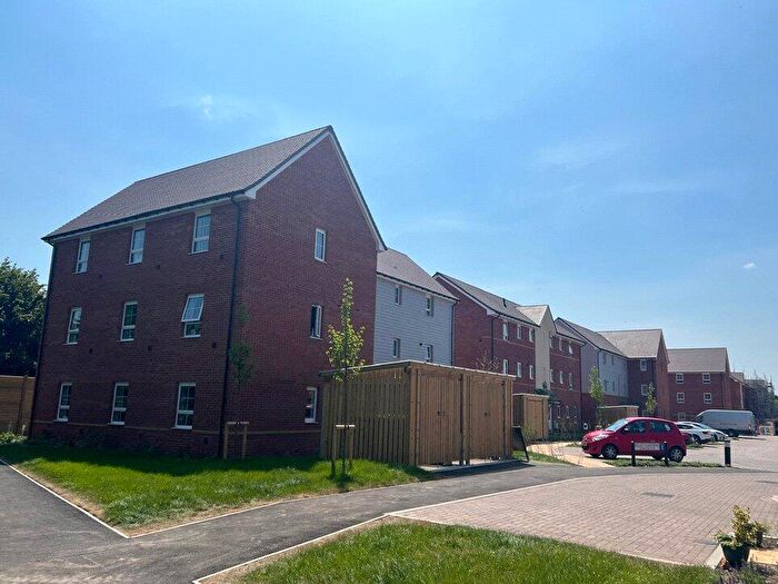 2 Bedroom Apartment For Sale In Quarter Jack Park, Wimborne, Dorset, BH21