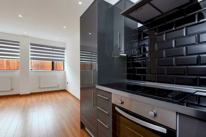 1 Bedroom Apartment To Rent In Southfield Road, Eynsham, OX29