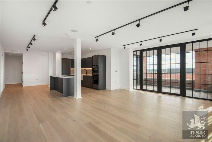 3 Bedroom Flat To Rent In New Tannery Way, London, SE1