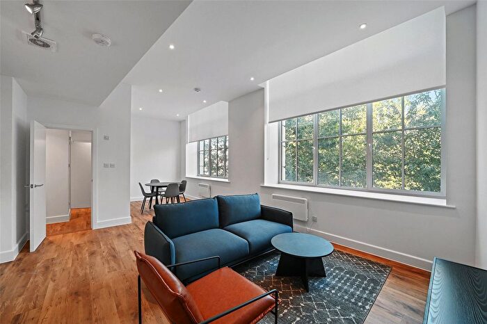 1 Bedroom Flat To Rent In West Smithfield, London, EC1A