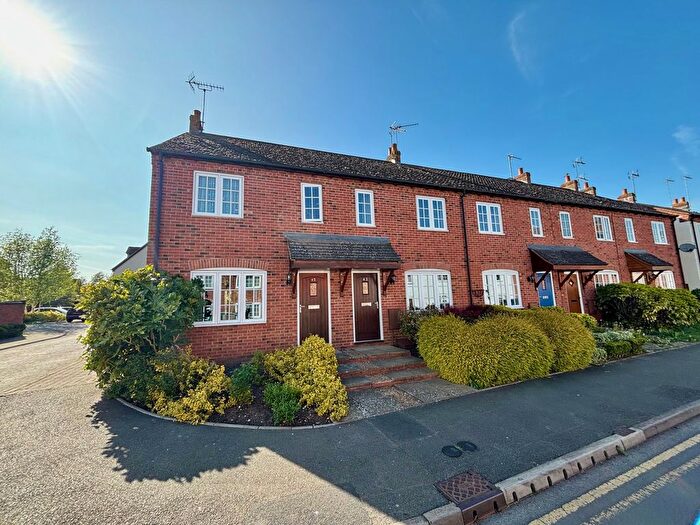 3 Bedroom Property To Rent In Bleachfield Street, Alcester, B49