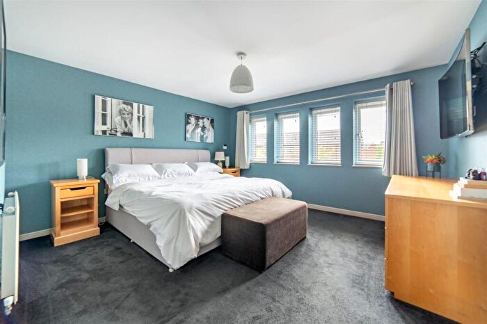 5 Bedroom Detached House For Sale In Kipley Close, Moorfields, NE12