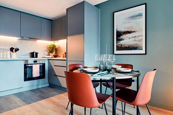 2 Bedroom Flat To Rent In Solasta RiversideClyde Place, Glasgow, G5