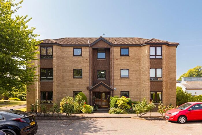 2 Bedroom Flat For Sale In Gilmerton Road, Gilmerton, Edinburgh, EH17