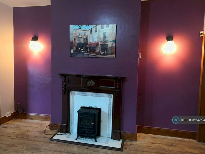 2 Bedroom End Of Terrace House To Rent In Grosvenor Street, Sunderland, SR5