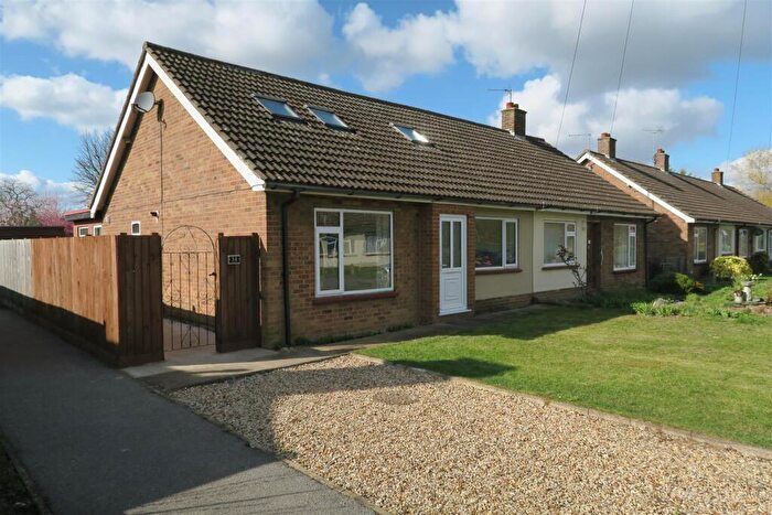 3 Bedroom Semi-Detached House To Rent In Mill Field, Sutton, CB6