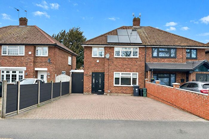 3 Bedroom Semi Detached House For Sale In Church Road, Hayes, UB3