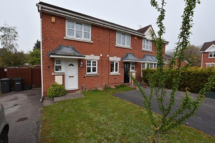 2 Bedroom Terraced House To Rent In Langton Close, Nottingham, NG4