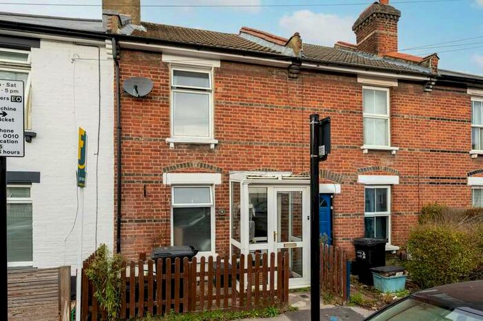 2 Bedroom Terraced House To Rent In Warren Road, Croydon, CR0