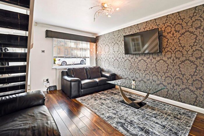 3 Bedroom Terraced House For Sale In Tiree Place, Newton Mearns, Glasgow, East Renfrewshire, G77