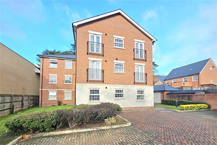 2 Bedroom Flat For Sale In Portesbery Road, Camberley, Surrey, GU15