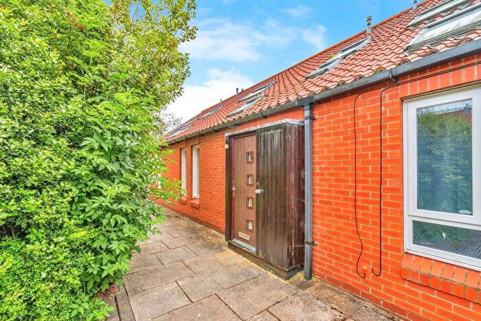 1 Bedroom Flat To Rent In West Moor Lane, Heslington, York, YO10