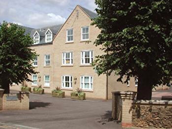 2 Bedroom Apartment For Sale In Howdale Road, Downham Market, Norfolk, PE38