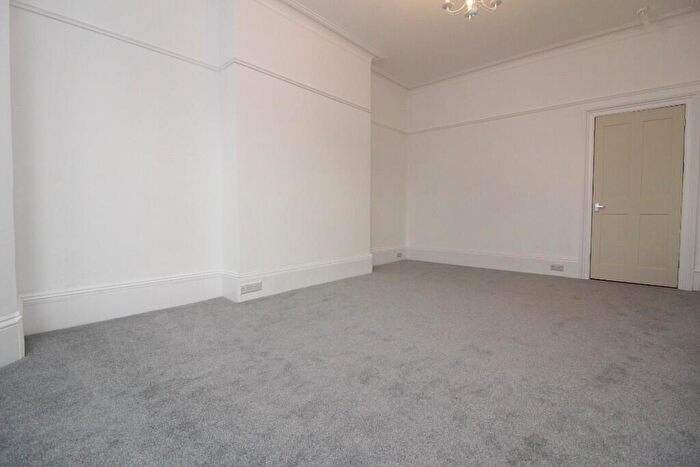 1 Bedroom Flat For Sale In St. Aubyns, Hove, BN3