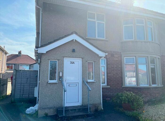 2 Bedroom Flat To Rent In Colwyn Avenue, Morecambe, LA4