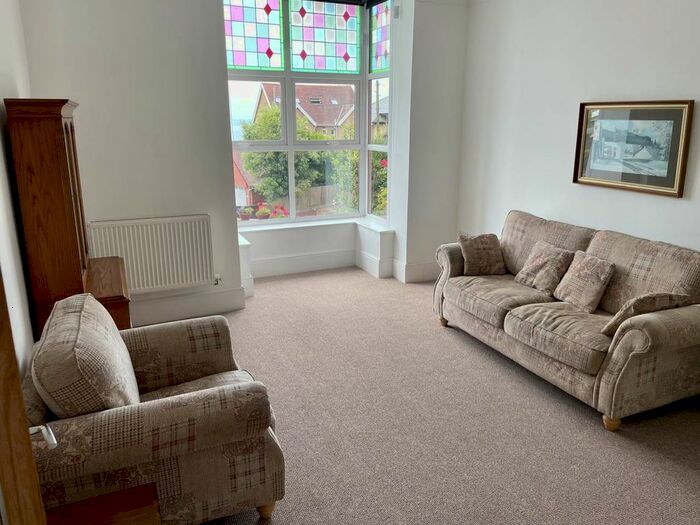 2 Bedroom Flat To Rent In Hillside Crescent, Uplands, Swansea, SA2